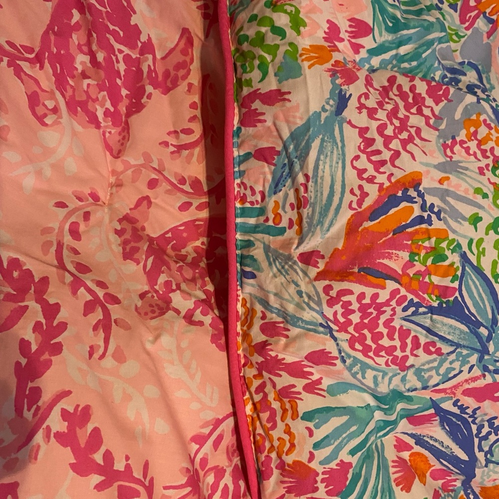 Lilly Pulitzer  X Pottery Barn “Mermaid Cove” Twin Reversible Comforter & Sham